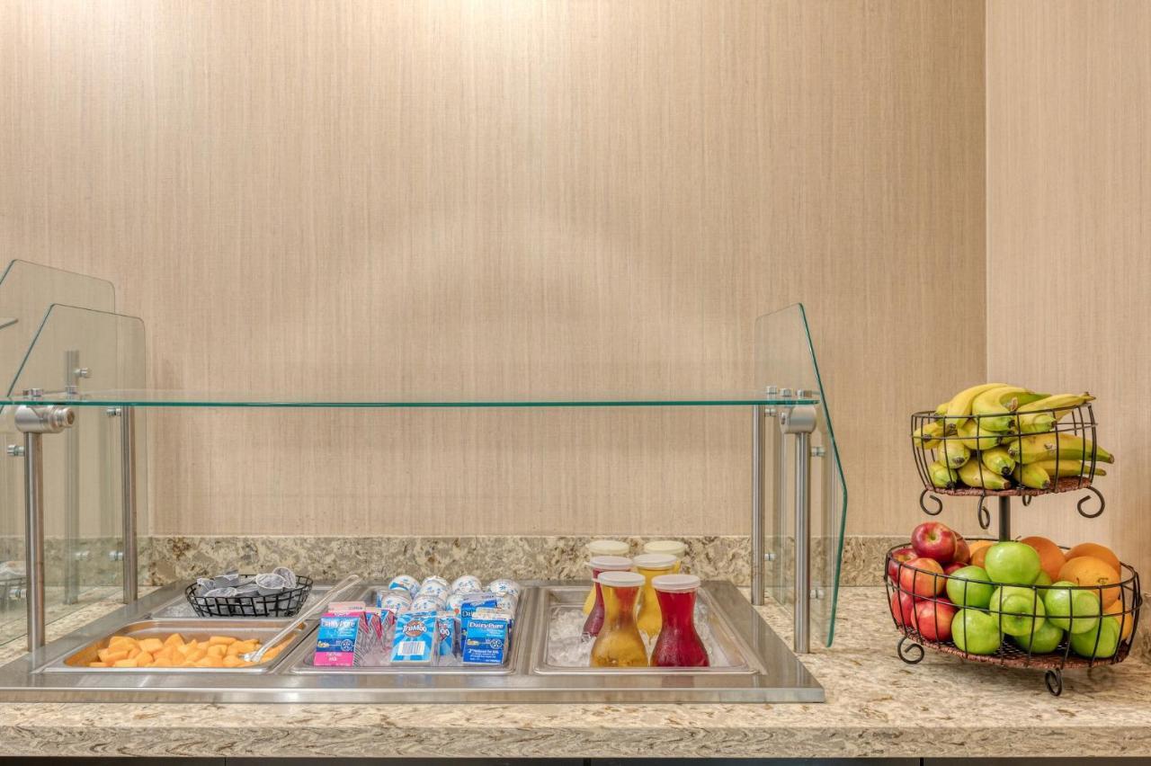Holiday Inn - Terre Haute By Ihg Zewnętrze zdjęcie