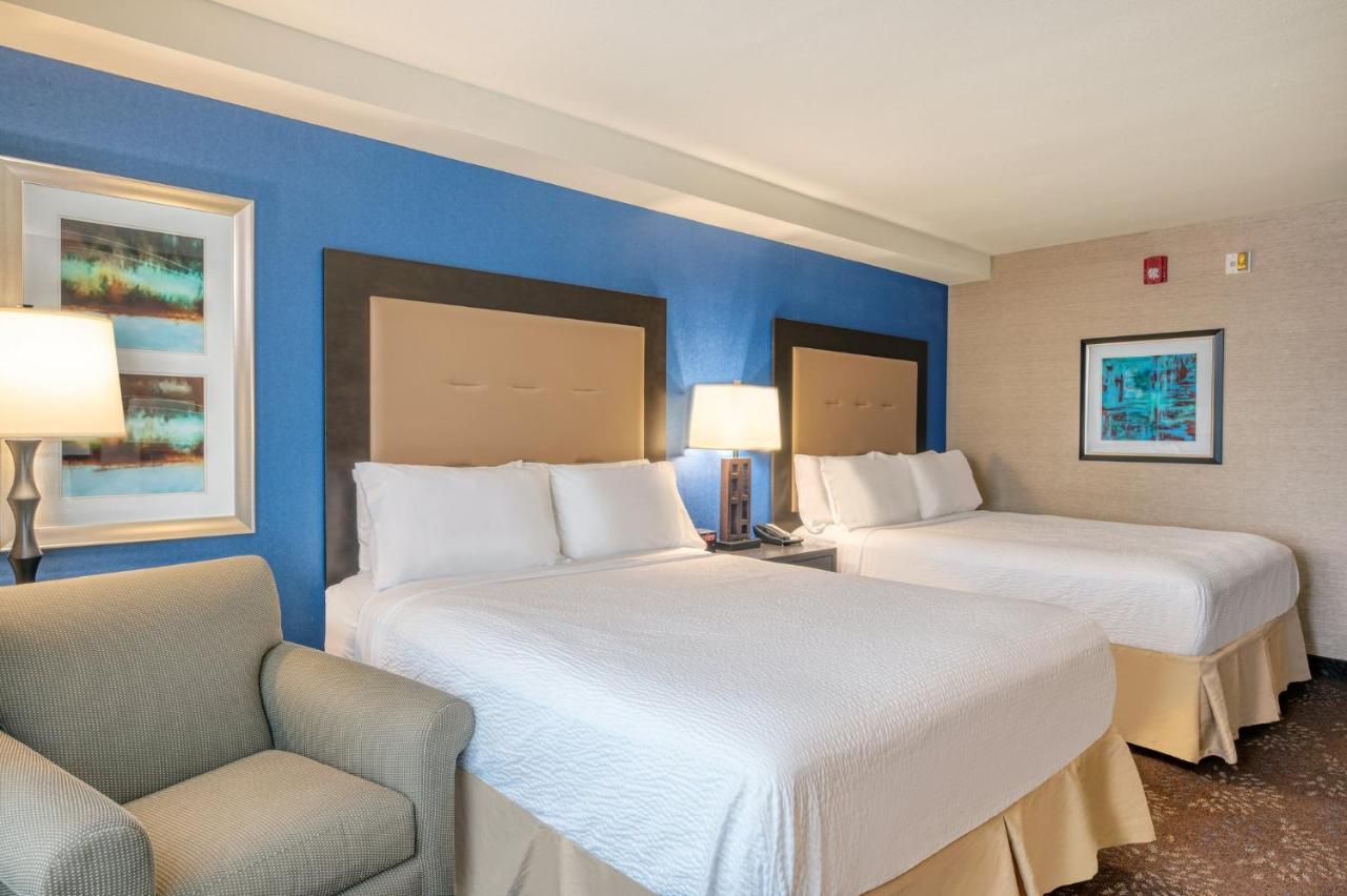 Holiday Inn - Terre Haute By Ihg Zewnętrze zdjęcie