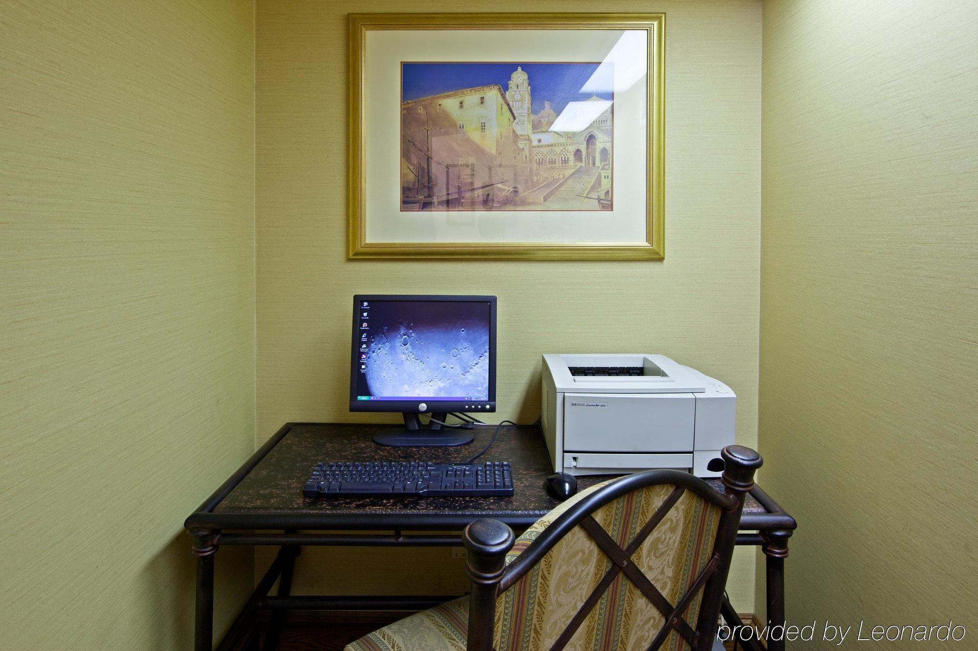 Holiday Inn - Terre Haute By Ihg Zewnętrze zdjęcie