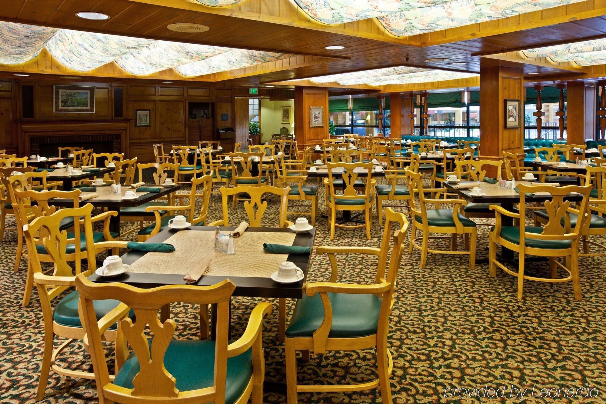 Holiday Inn - Terre Haute By Ihg Zewnętrze zdjęcie