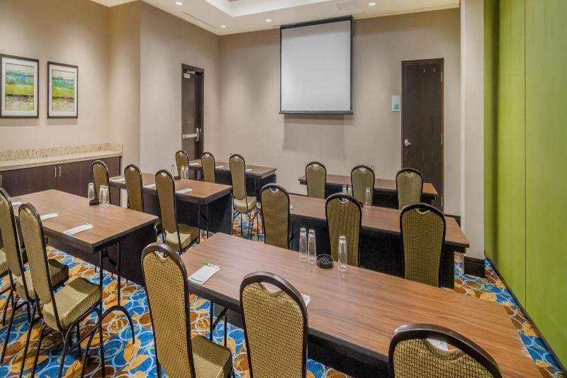 Holiday Inn - Terre Haute By Ihg Zewnętrze zdjęcie