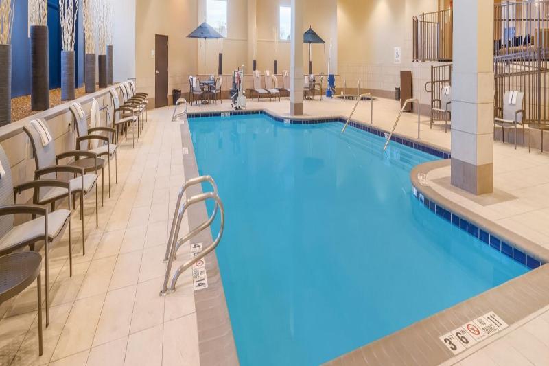 Holiday Inn - Terre Haute By Ihg Zewnętrze zdjęcie
